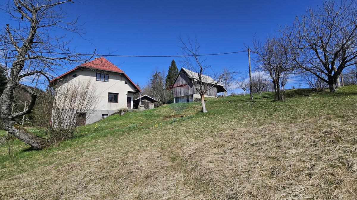 Casa Prezid, Čabar, 3.285m2