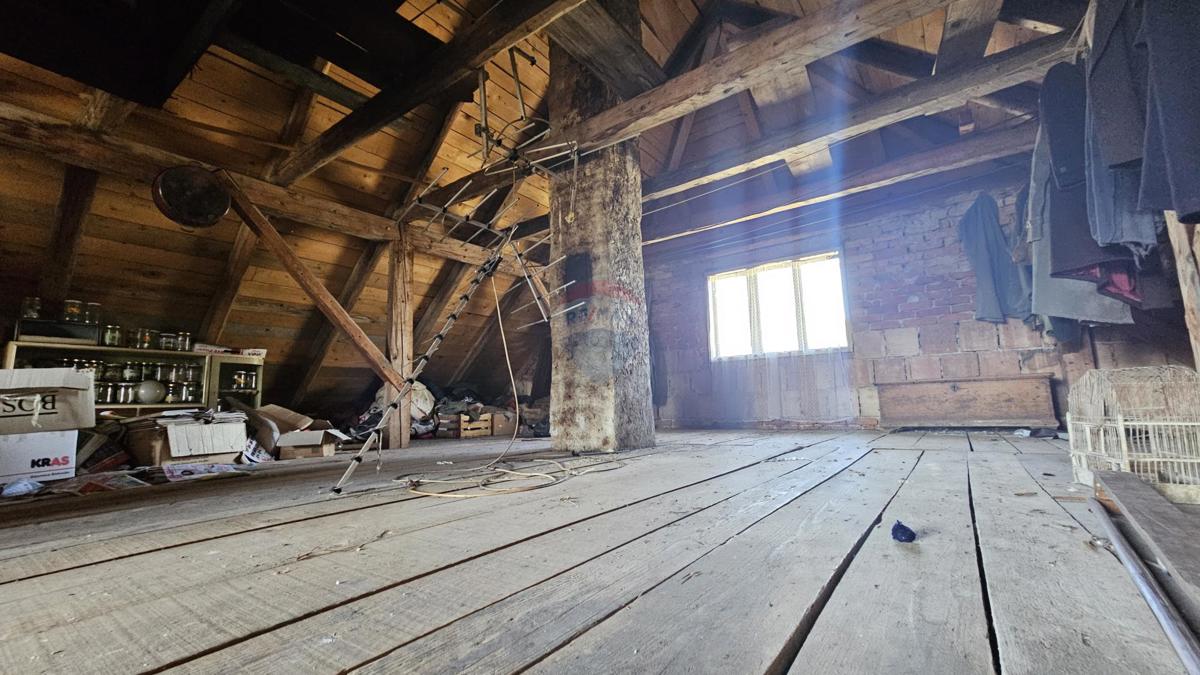 Casa Prezid, Čabar, 3.285m2