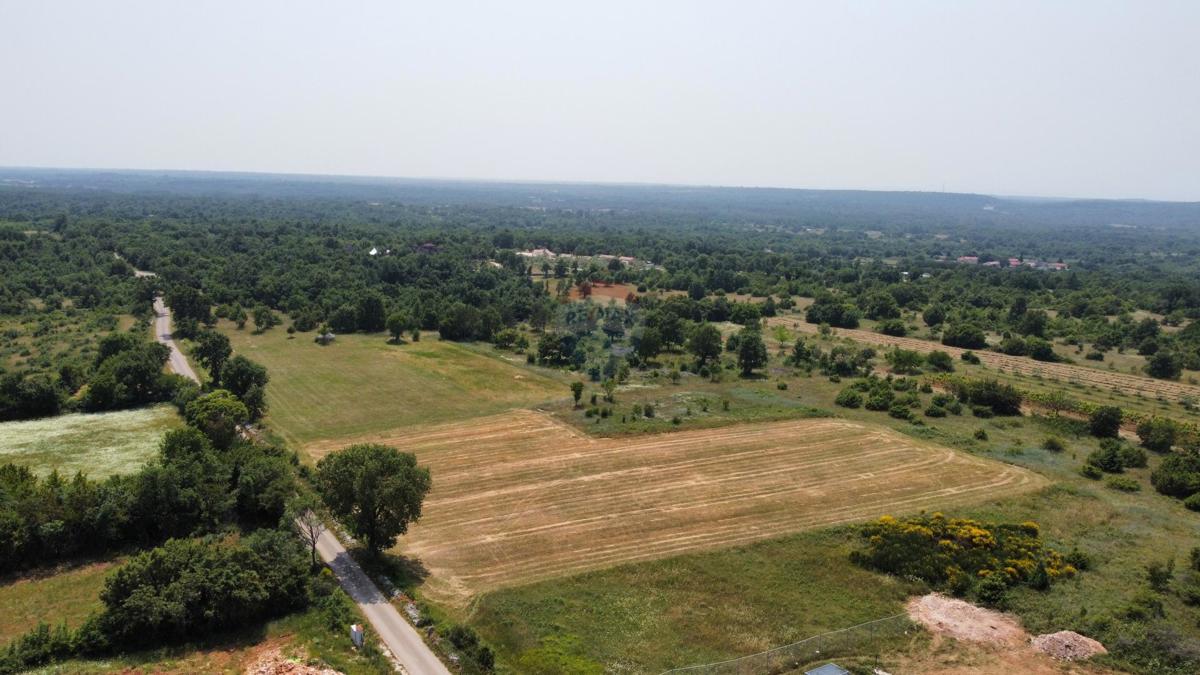Terreno edificabile Svetvinčenat, 845m2