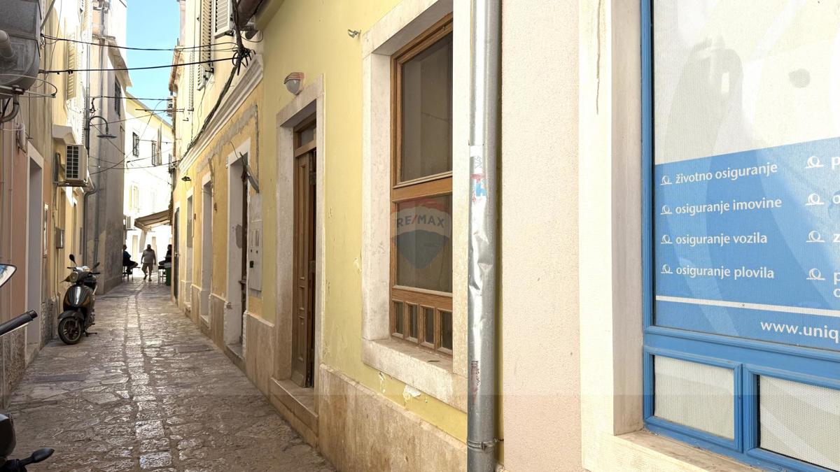 Attività commerciale Mali Lošinj, 54m2