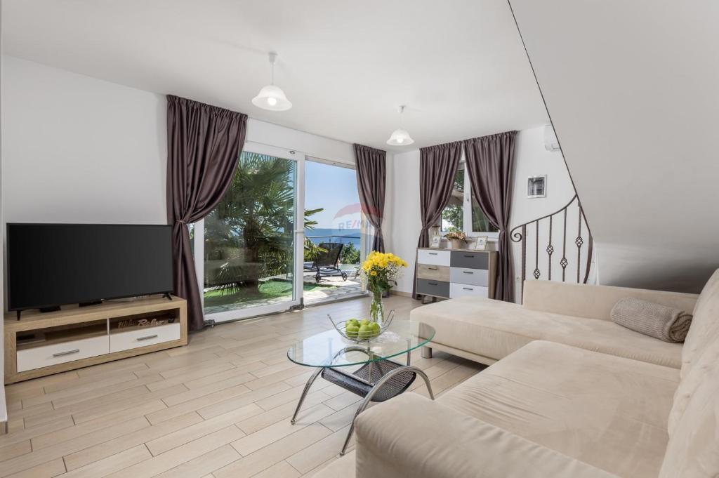 Casa Sveta Jelena, Mošćenička Draga, 90m2