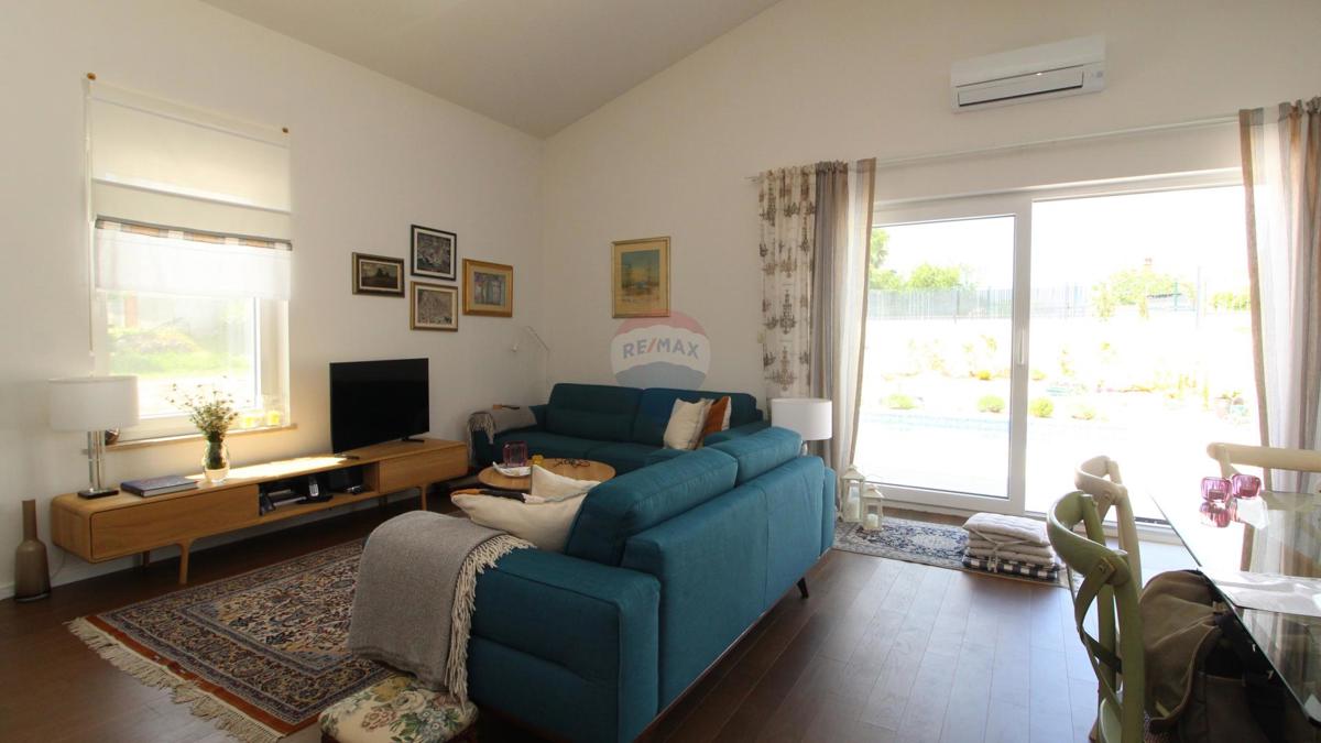 Casa Tinjan, 106m2