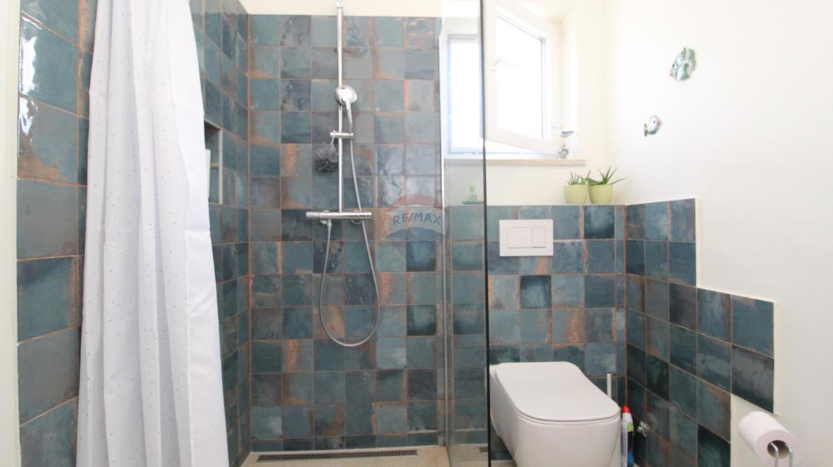 Casa Tinjan, 106m2