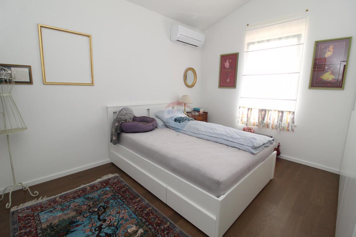 Casa Tinjan, 106m2