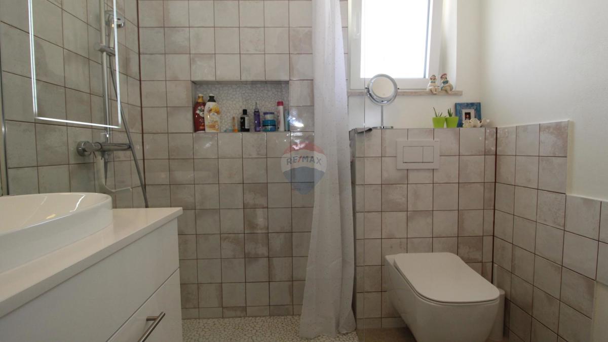 Casa Tinjan, 106m2