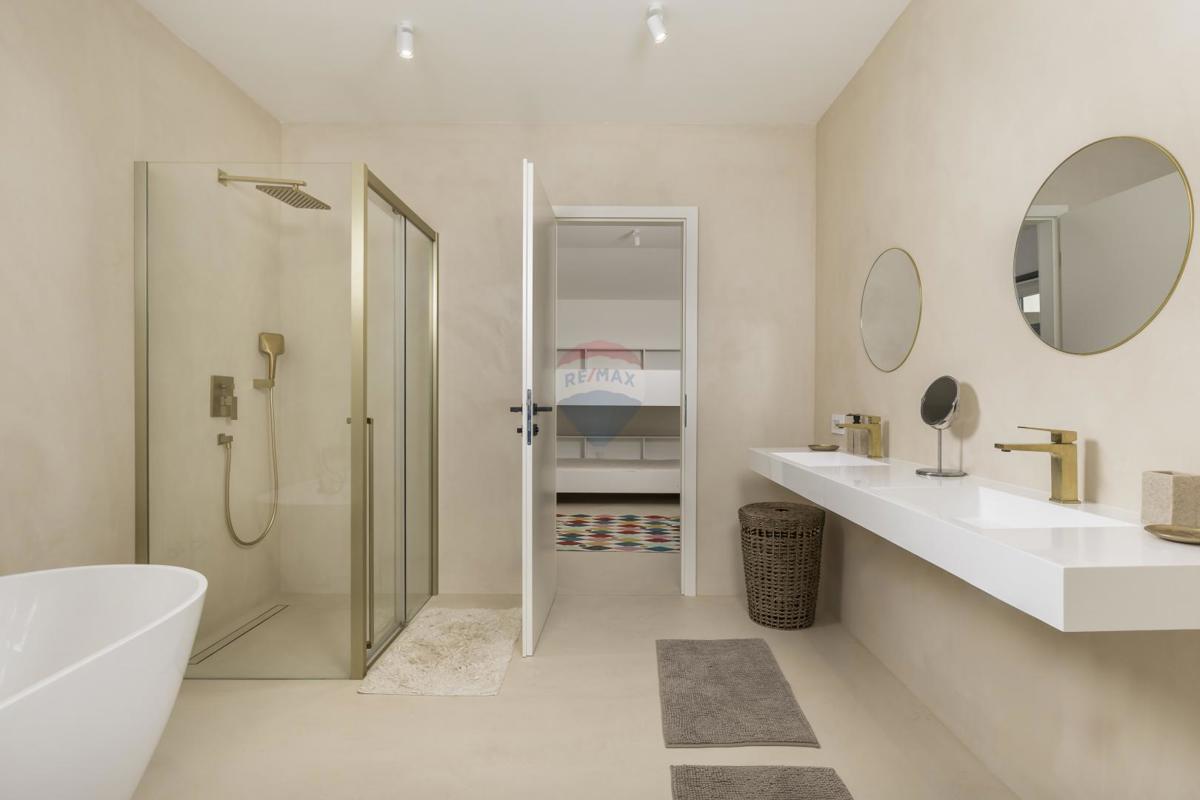 Casa Ičići, Opatija - Okolica, 576m2