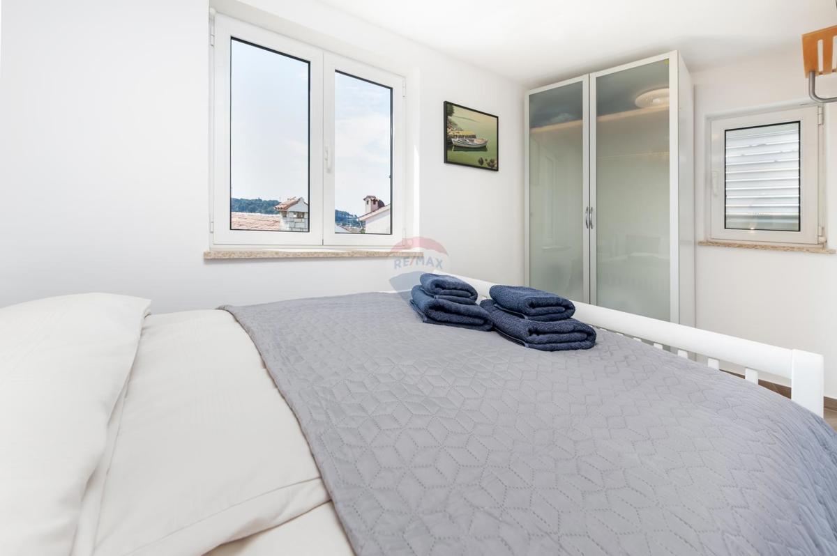 Istria, Rovigno, casa in una tranquilla via nel centro, con vista mare