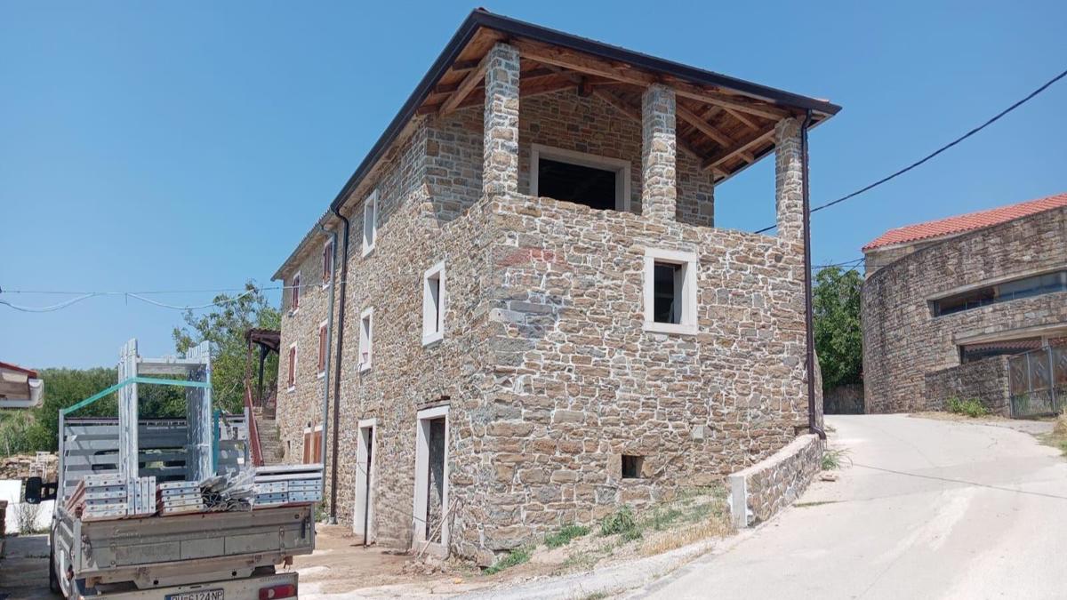 Casa Momjan, Buje, 150m2