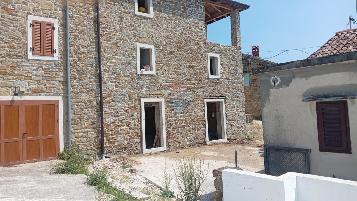 Casa Momjan, Buje, 150m2