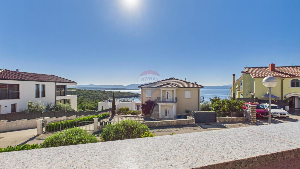 Krk, Njivice – Casa con vista e 2 appartamenti