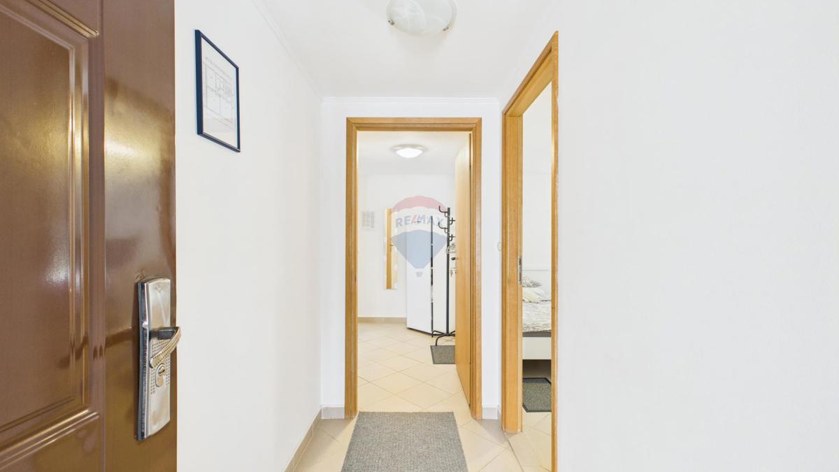 Crikvenica, centro – tre appartamenti a 200 metri dal mare