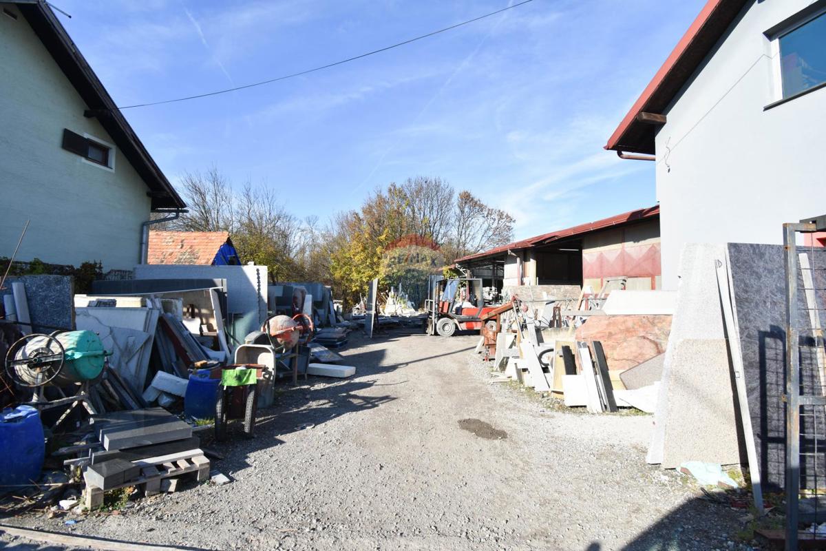 Attività commerciale Moščenica, Petrinja, 360m2
