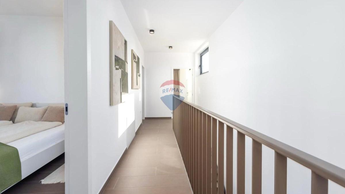 Istria, Umago – Villa di Lusso con 5 Camere da Letto