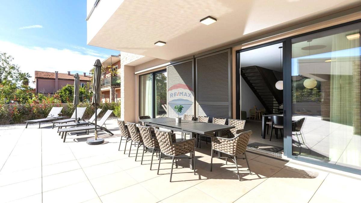 Istria, Umago – Villa di Lusso con 5 Camere da Letto