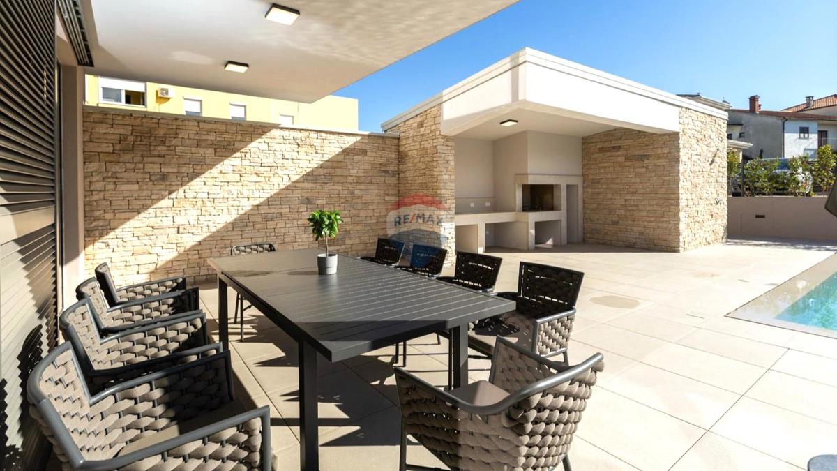 Istria, Umago – Villa di Lusso con 5 Camere da Letto