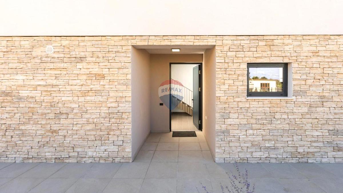 Istria, Umago – Villa di Lusso con 5 Camere da Letto