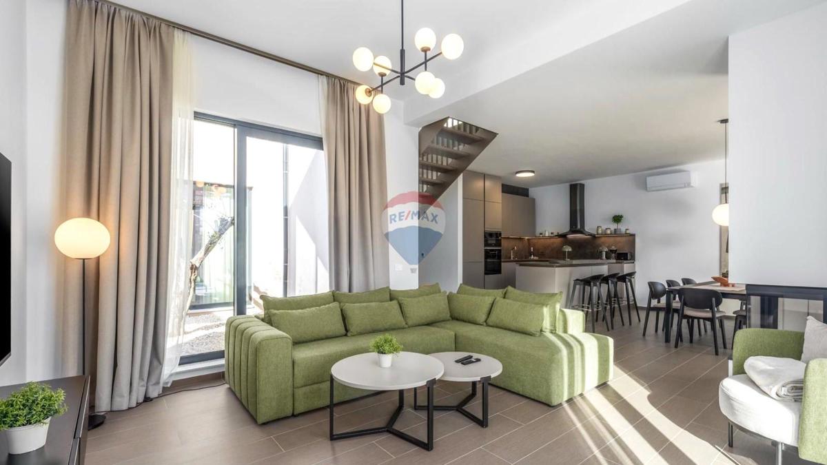 Istria, Umago – Villa di Lusso con 5 Camere da Letto