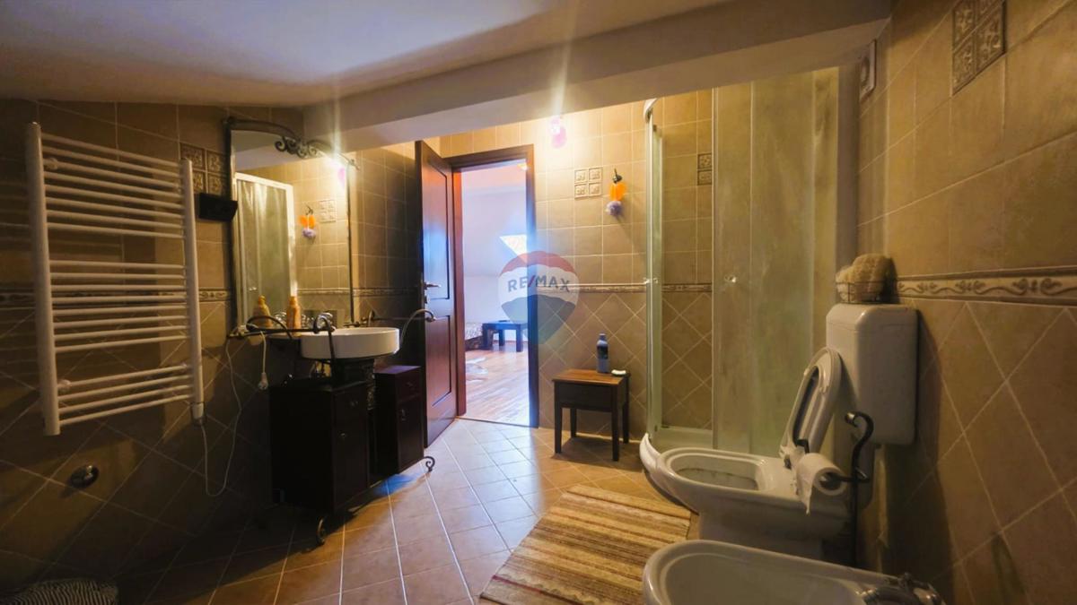 Punta, Umago – Villa di Lusso, Seconda Fila dal Mare