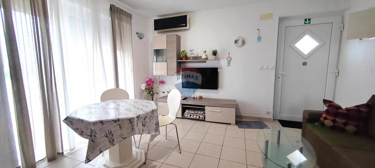 Casa Malinska, Malinska-Dubašnica, 360m2