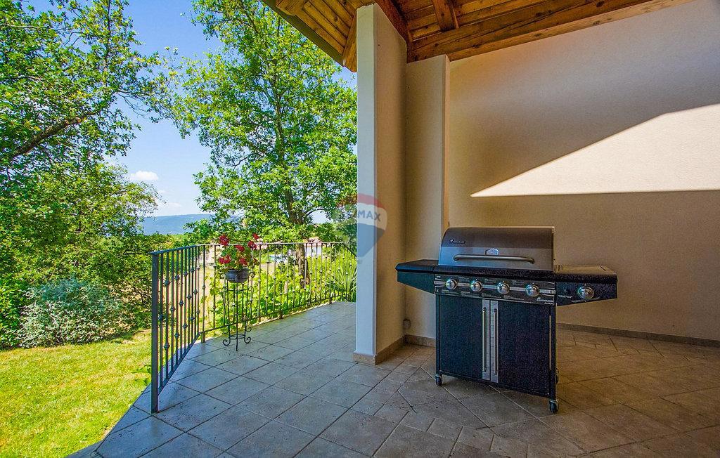 ISTRIA, PINGUENTE - Casa vacanze in collina