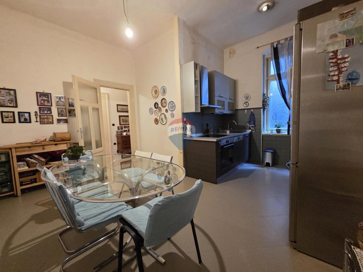 Appartamento Centar, Rijeka, 83m2