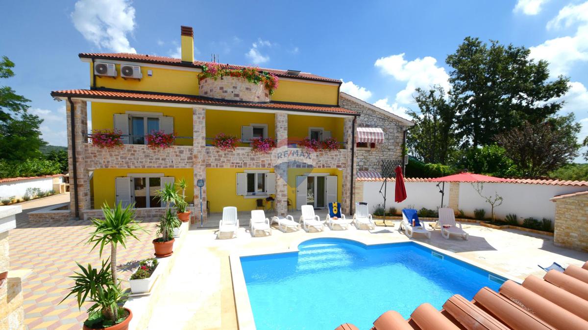 Casa Višnjan, 490m2