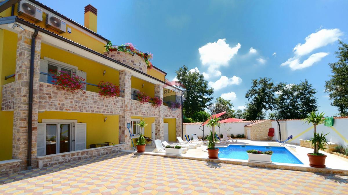 Casa Višnjan, 490m2