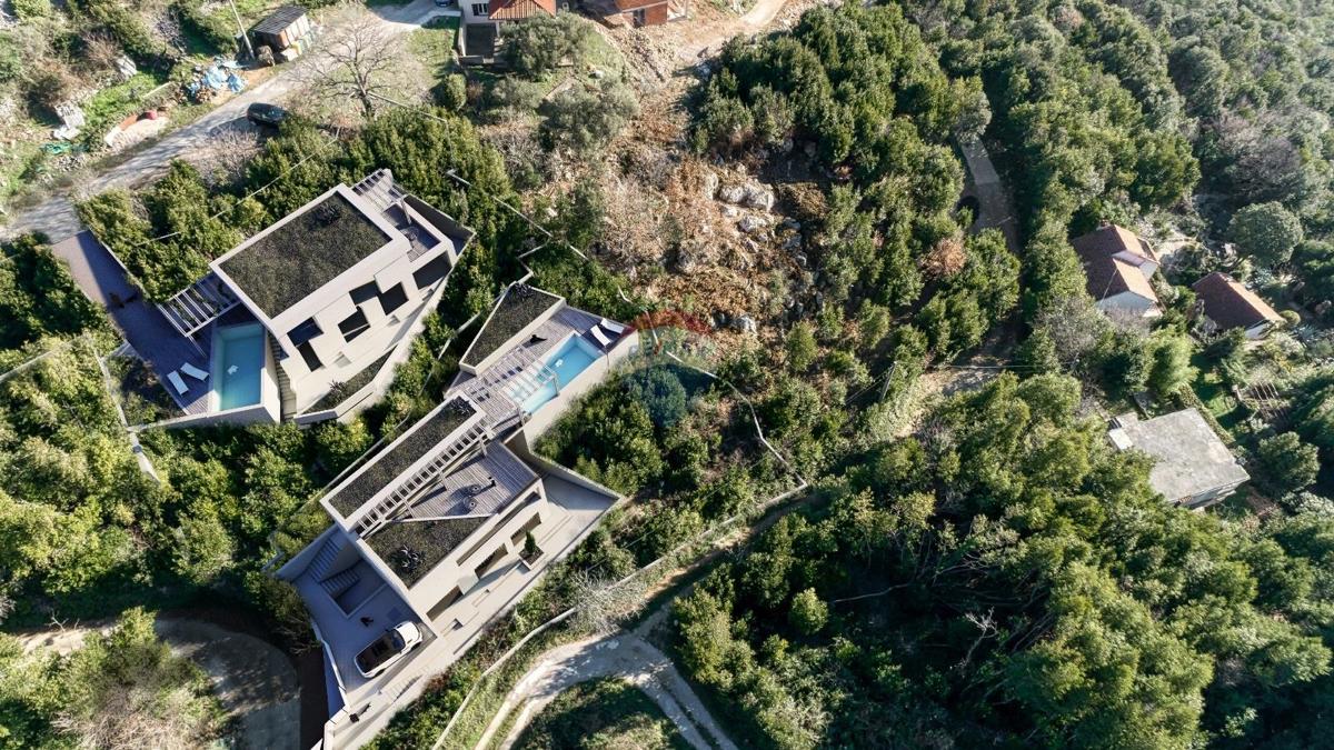 ISTRIA, PLOMIN - 2 Terreni edificabili con progetto e vista mare