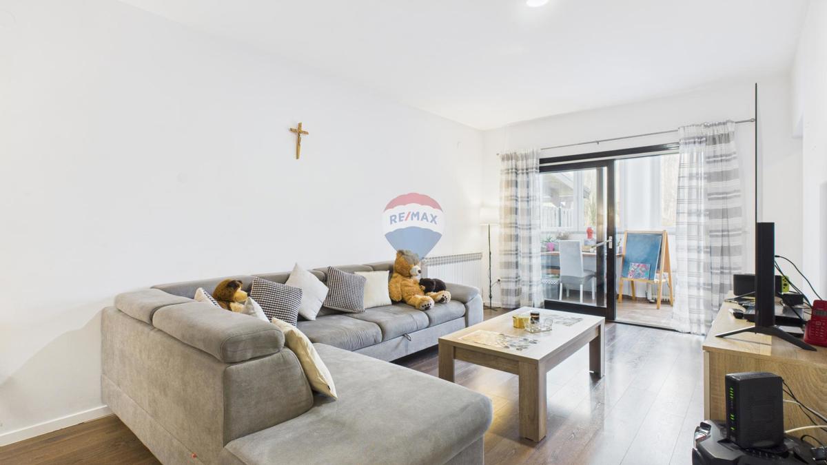 Appartamento Sesvetska sela, Sesvete, 91,06m2