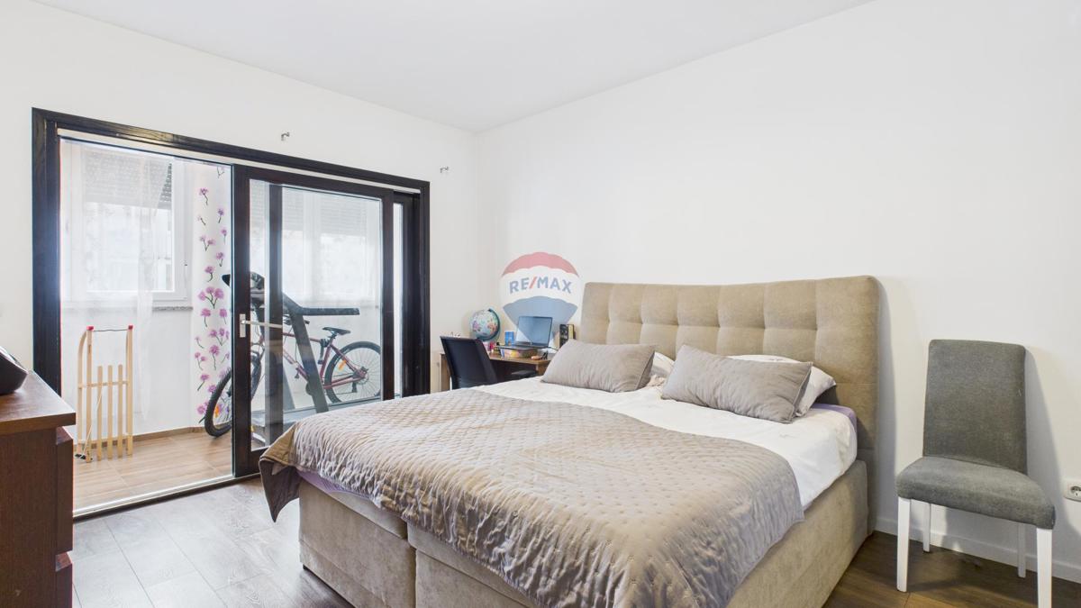 Appartamento Sesvetska sela, Sesvete, 91,06m2