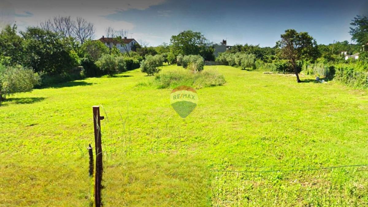 Terreno edificabile Umag, 1.000m2