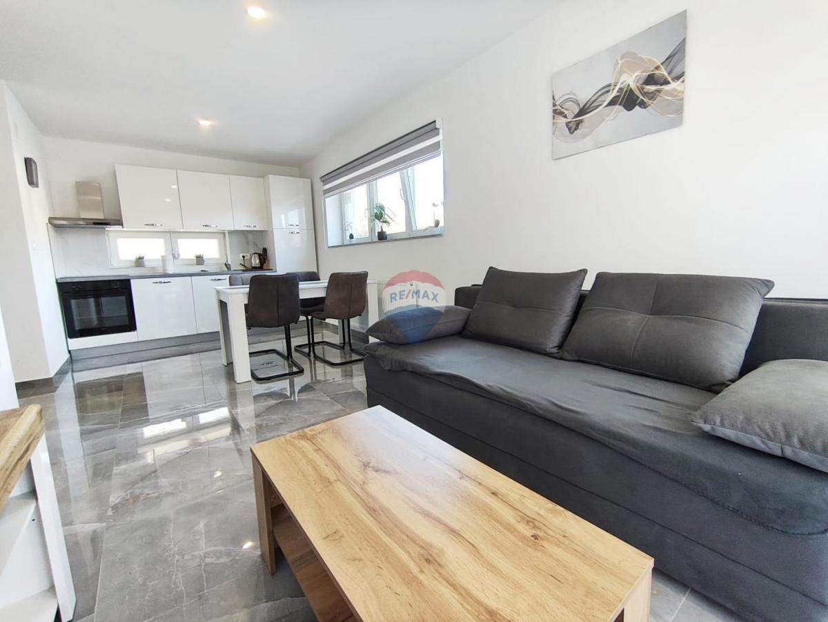 Casa Ogulin, 2.023m2