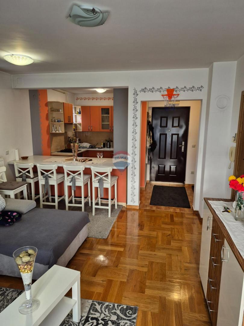 Appartamento Centar, Velika Gorica, 100m2