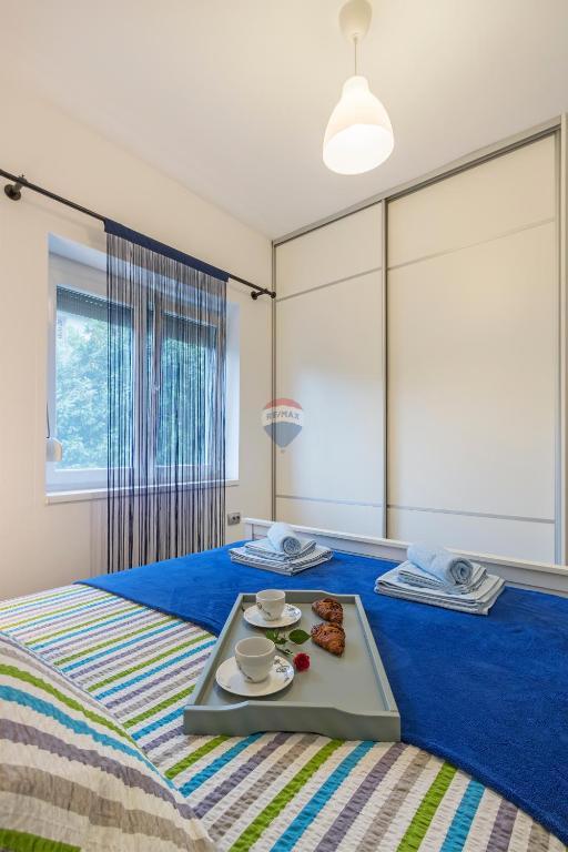 Istria, Pola- 3 unità, giardino, 3 posti auto, ristrutturato,124,07 m2