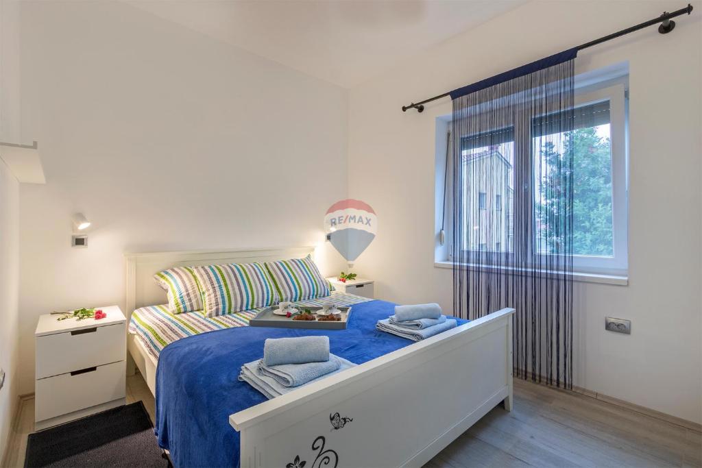 Istria, Pola- 3 unità, giardino, 3 posti auto, ristrutturato,124,07 m2