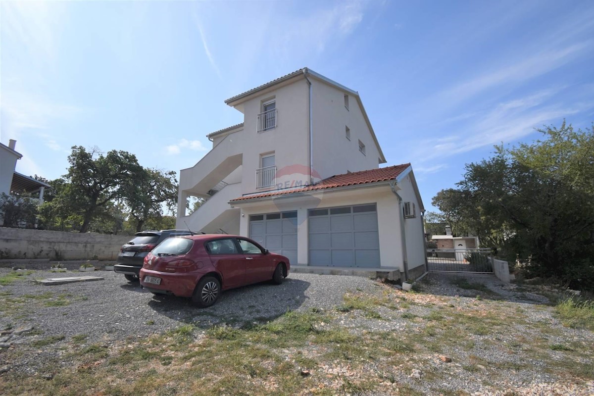 Appartamento Povile, Novi Vinodolski, 115,56m2