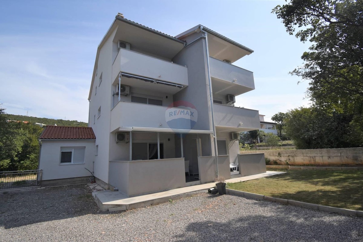 Appartamento Povile, Novi Vinodolski, 115,56m2