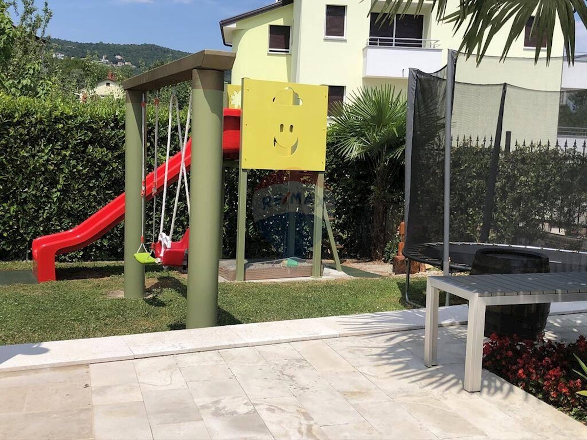 Villa Singola/Casa Vacanza Oprić, Opatija - Okolica, 505m2