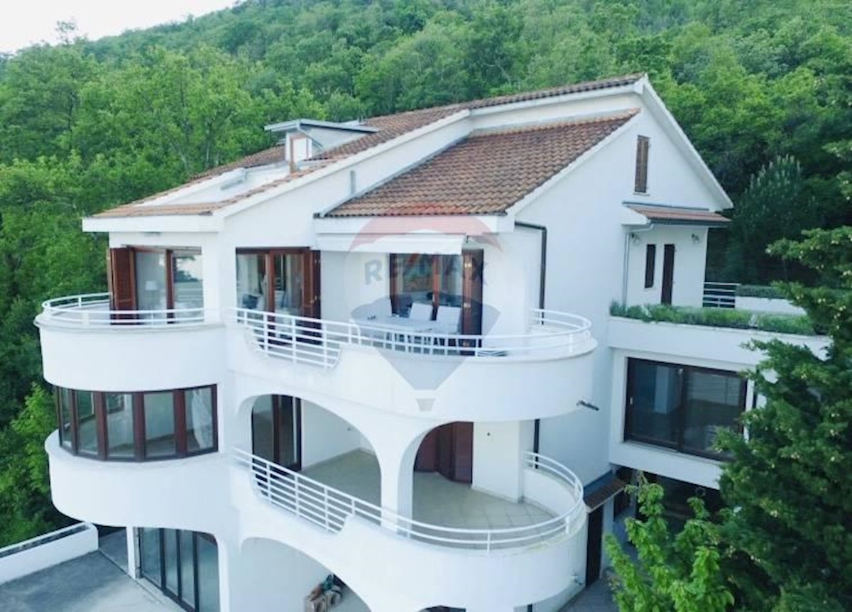 Villa Singola/Casa Vacanza Opatija - Centar, Opatija, 604m2