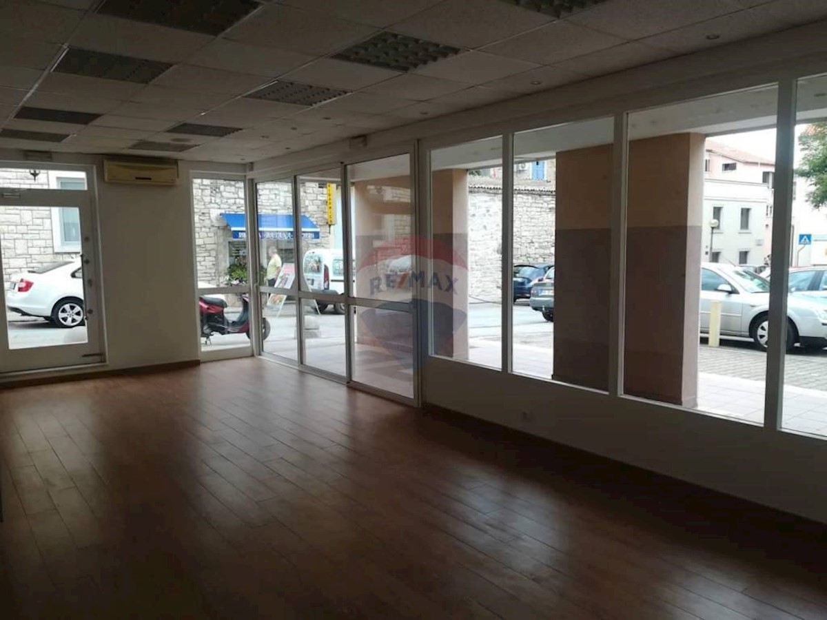 Attività commerciale Poreč, 45,96m2