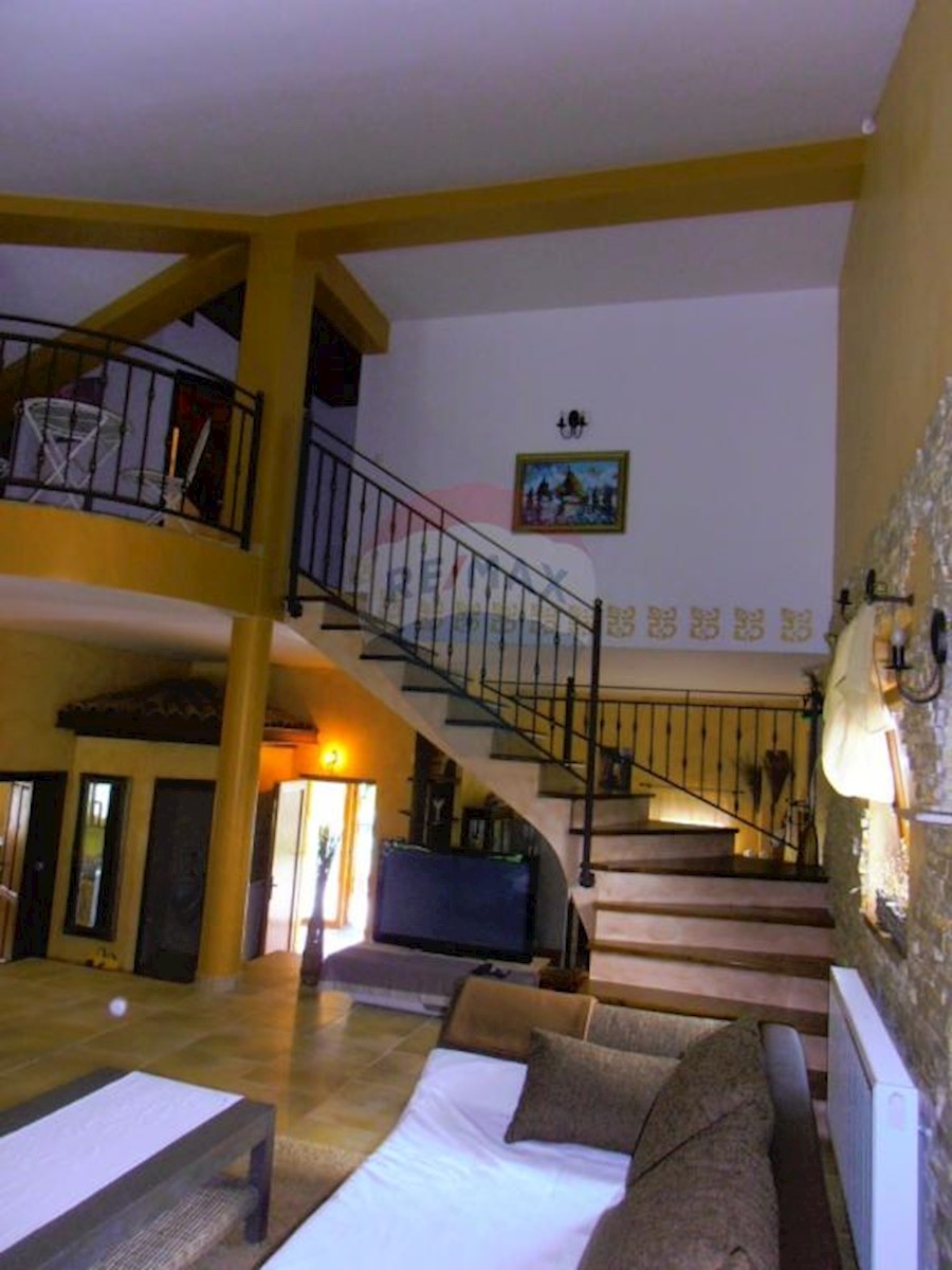 Villa Singola/Casa Vacanza Fužine, 280m2