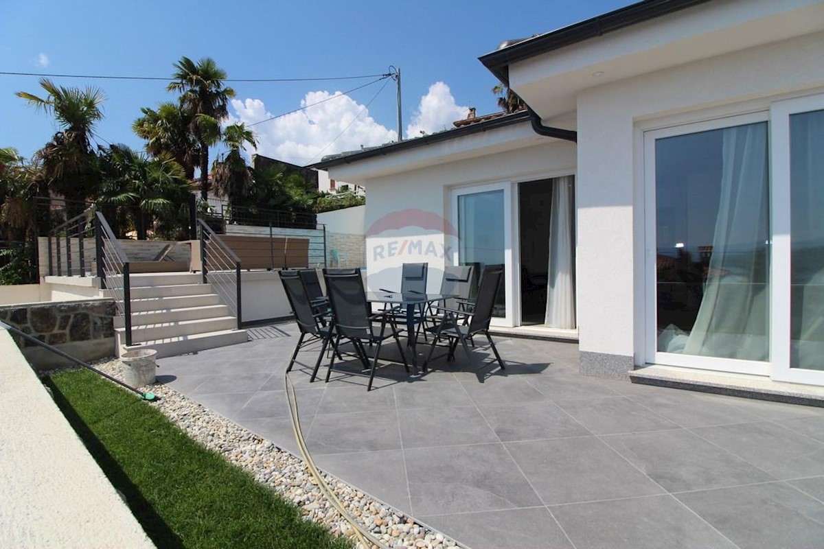 Villa Singola/Casa Vacanza Volosko, Opatija, 256m2