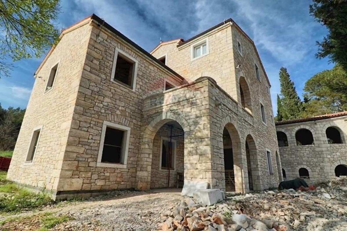 Villa Singola/Casa Vacanza Sošići, Kanfanar, 850m2