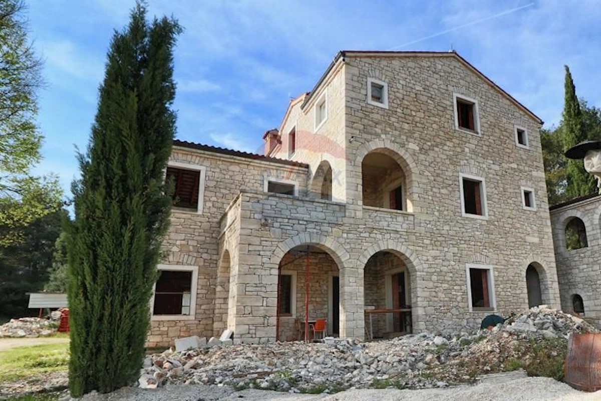 Villa Singola/Casa Vacanza Sošići, Kanfanar, 850m2