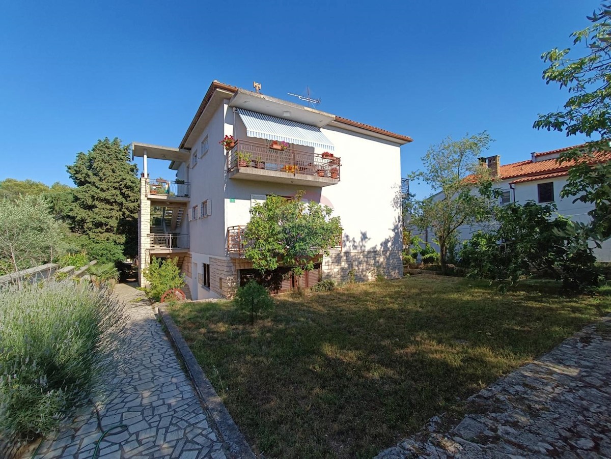 Casa Veli vrh, Pula, 450m2