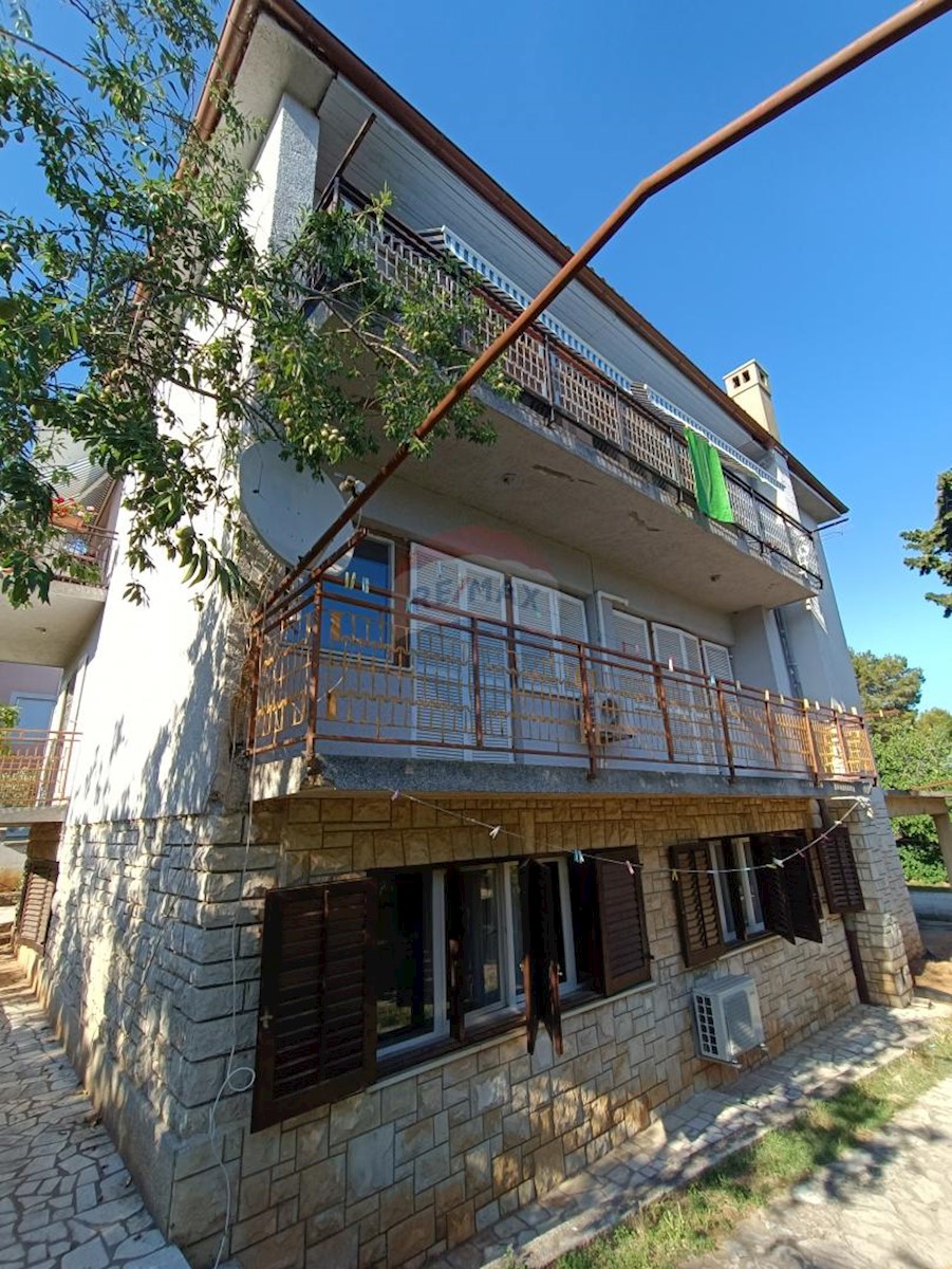 Casa Veli vrh, Pula, 450m2