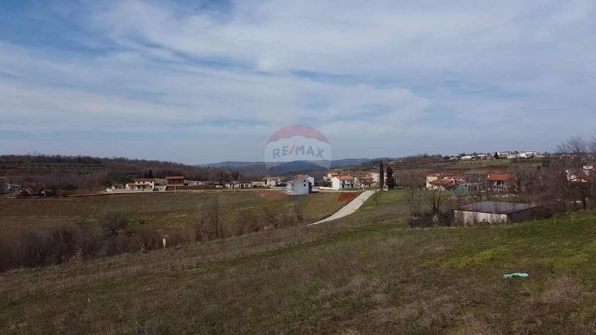 Terreno edificabile Mekiši kod Vižinade, Vižinada, 755m2