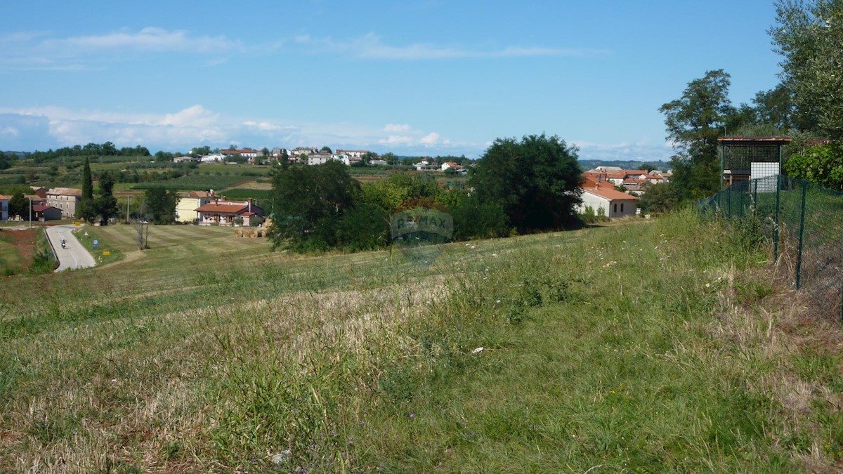 Terreno edificabile Mekiši kod Vižinade, Vižinada, 755m2