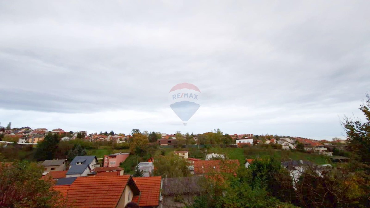 Casa Gornje Vrapče, Črnomerec, 985m2