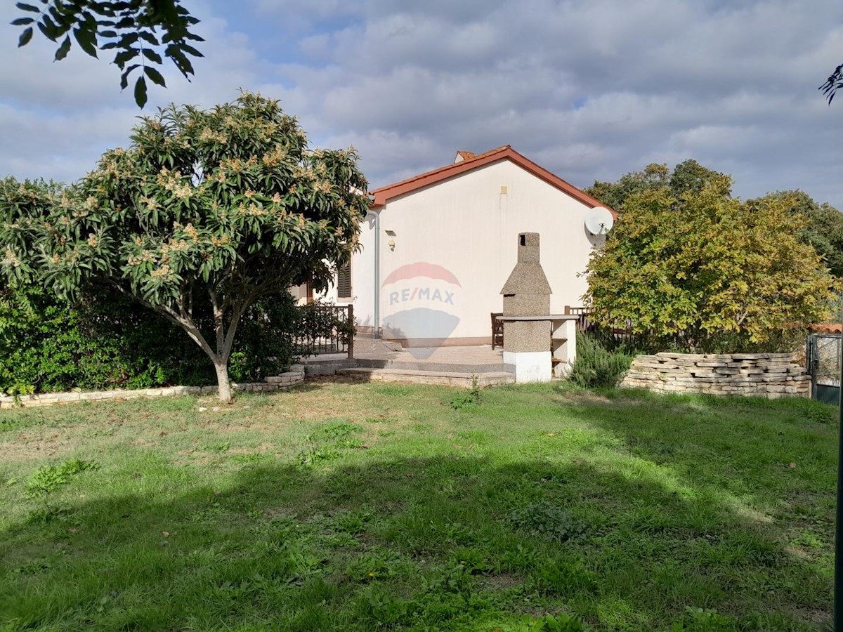 Casa Peruški, Marčana, 75m2